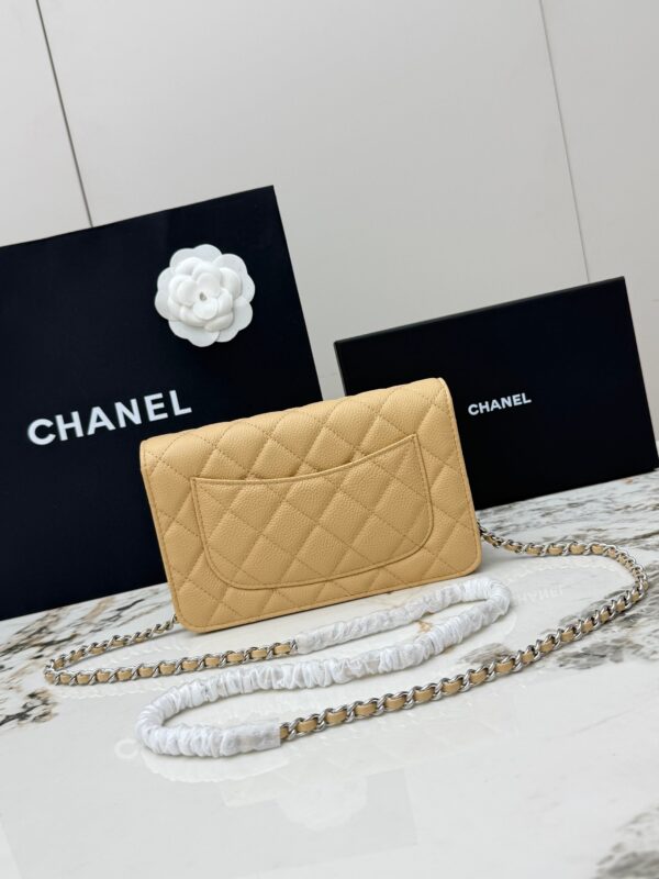 sy_no_40D4823A61D7D5D1E9BBE17C2F14C097_2 Yellow Quilted Textured Calfskin WOC Chain Wallet
