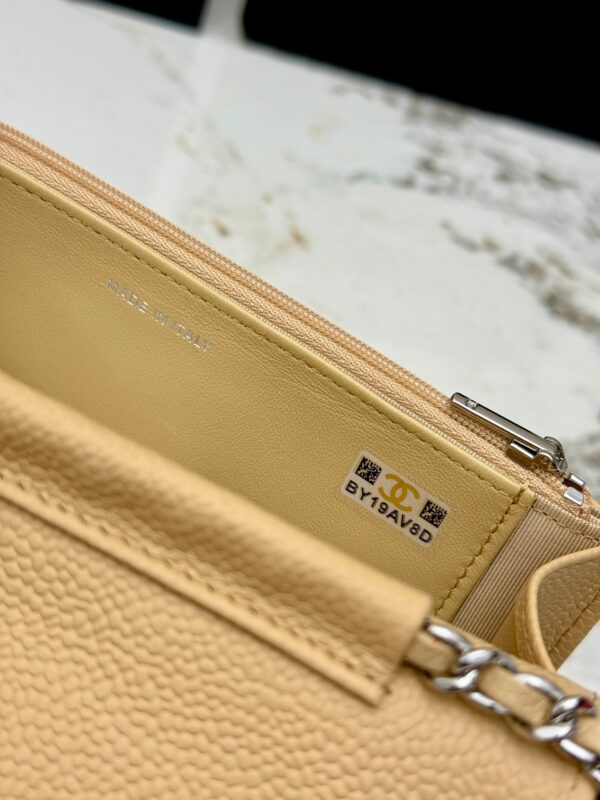 sy_no_40D4823A61D7D5D1E9BBE17C2F14C097_7 Yellow Quilted Textured Calfskin WOC Chain Wallet