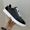 sy_no_40D5B49168FC0390CA611C00AFEA2466_4 Black & Light Grey Embossed Suede Derby Sneakers