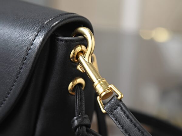 Halfmoon Soft Triomphe Bag – Soft Lambskin