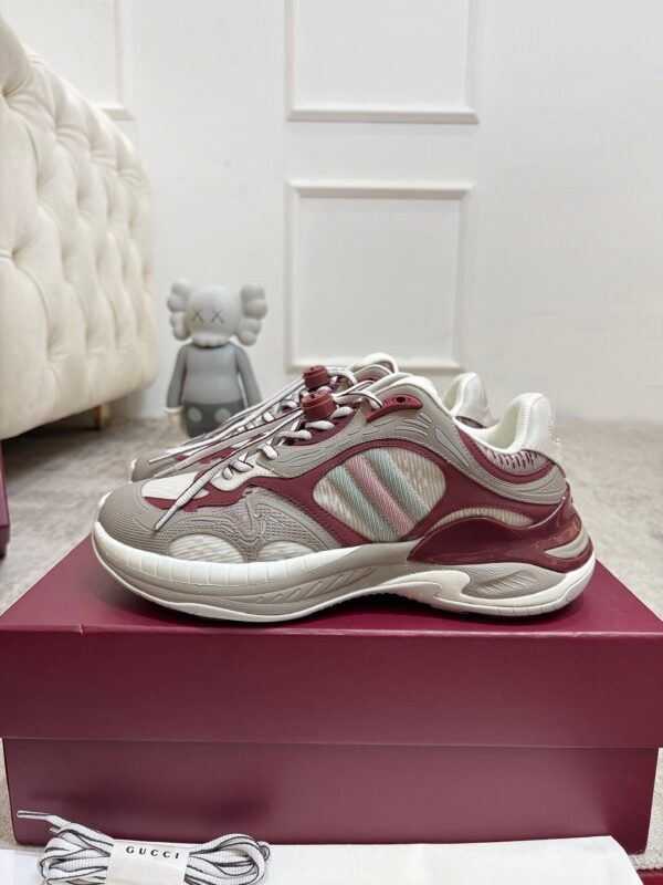 sy_no_43518FD671A4AD207A0A76CABA033507_3 Gucci Tech/Retro Runner Sneaker in Burgundy & Grey – Burgundy / Grey