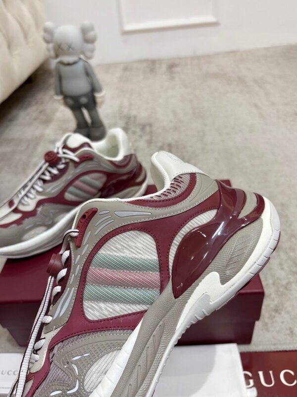 sy_no_43518FD671A4AD207A0A76CABA033507_4 Gucci Tech/Retro Runner Sneaker in Burgundy & Grey – Burgundy / Grey