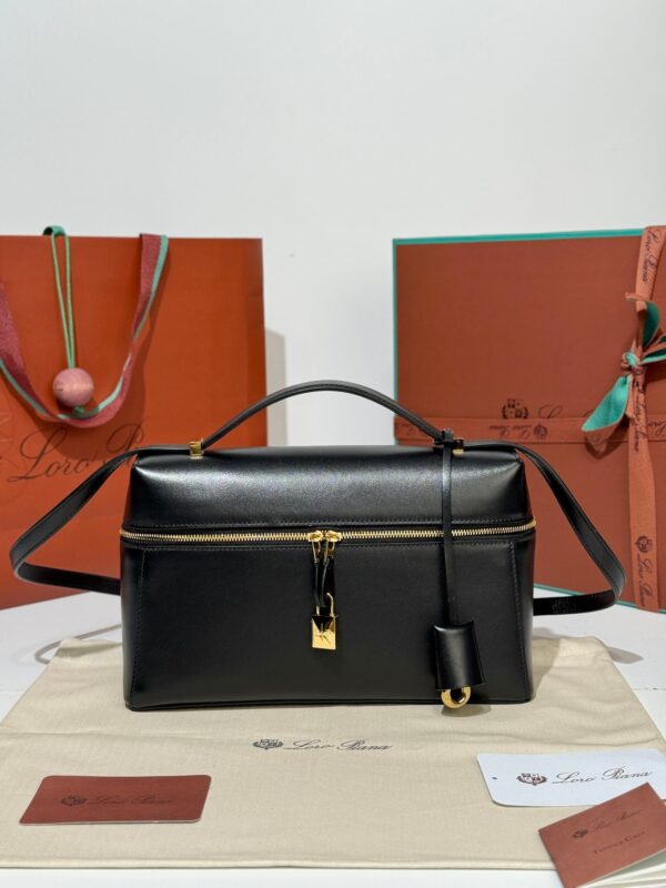 Loro Piana Extra Bag L27 Shoulder Bag – Saddle Leather (Black)