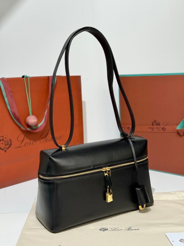 Loro Piana Extra Bag L27 Shoulder Bag – Saddle Leather (Black)