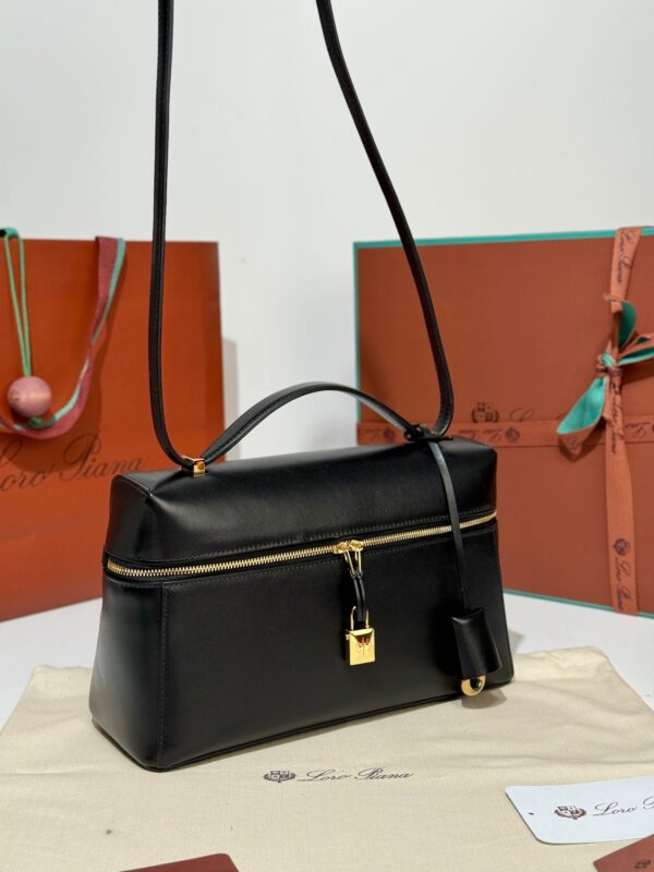 Loro Piana Extra Bag L27 Shoulder Bag – Saddle Leather (Black)