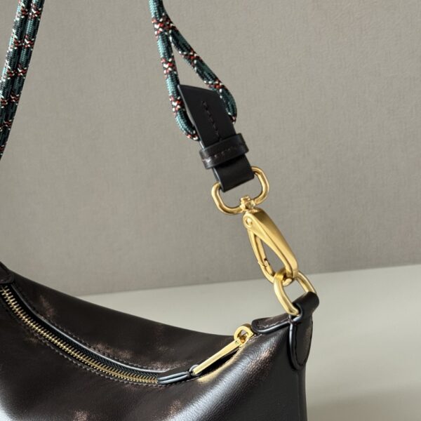 sy_no_44CB2C342AB272673D5502BA5DA4B4FA_6 Dark Brown Distressed Leather Rope-Handle Hobo Bag