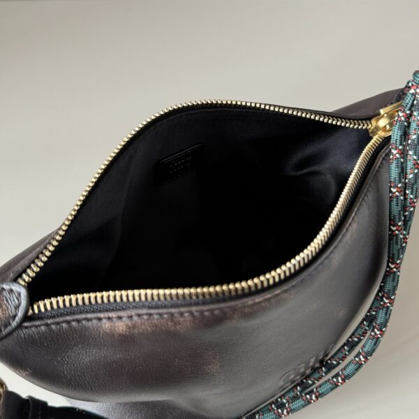 sy_no_44CB2C342AB272673D5502BA5DA4B4FA_7 Dark Brown Distressed Leather Rope-Handle Hobo Bag