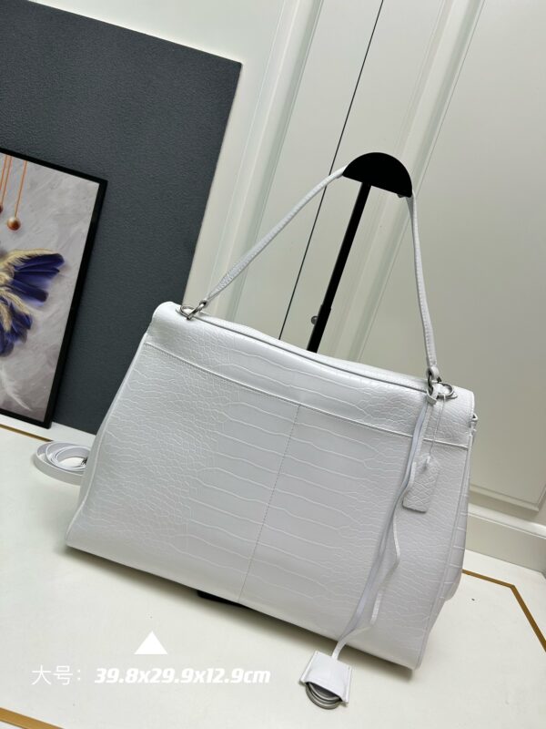 sy_no_452DB2D9C87E53B552148E6E9BD56ED2_2 Balenciaga Rodeo Large Bag – Crocodile-Embossed