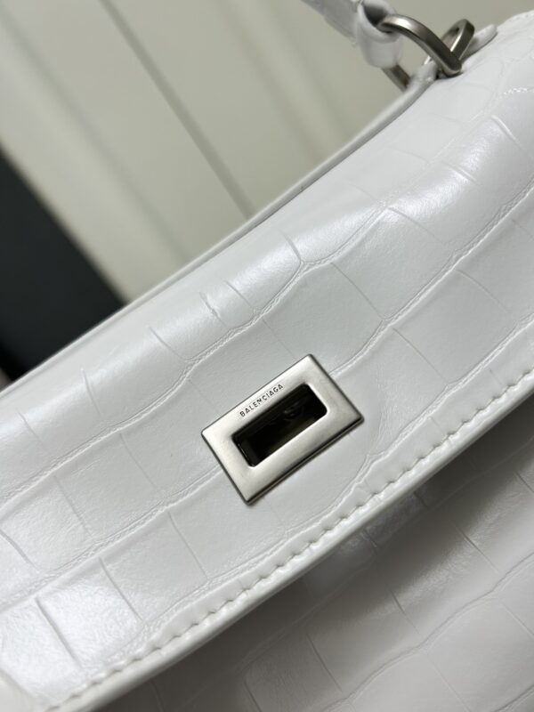 sy_no_452DB2D9C87E53B552148E6E9BD56ED2_3 Balenciaga Rodeo Large Bag – Crocodile-Embossed