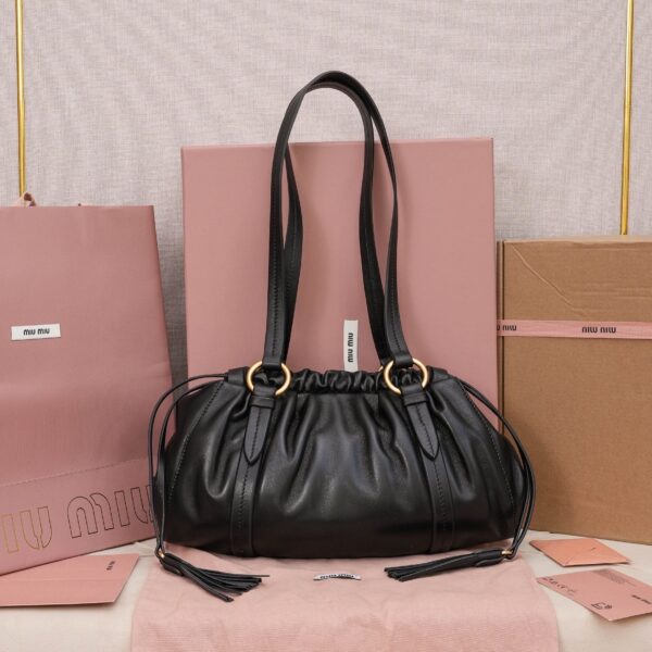 sy_no_45B0FE24C56E0F1B08A2FB3D842061DB_2 Black Archive-Inspired Drawstring Ruched Shoulder / Underarm Bag