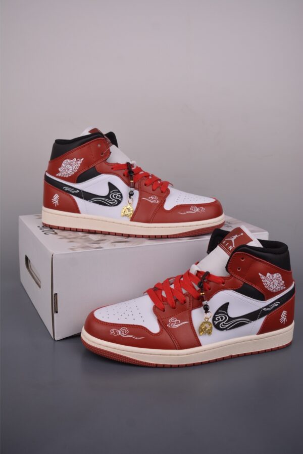 Air Jordan 1 Mid Custom – Chinese Cloud Pattern / Retro Red
