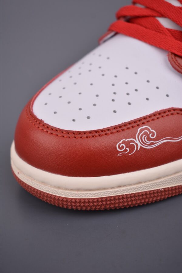 Air Jordan 1 Mid Custom – Chinese Cloud Pattern / Retro Red