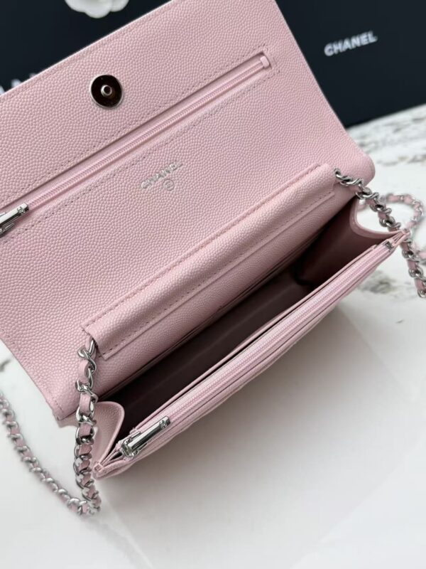 sy_no_463B7AF8FA9301EB621FF862EEC003C3_6 Pink Quilted Textured Calfskin WOC Chain Wallet