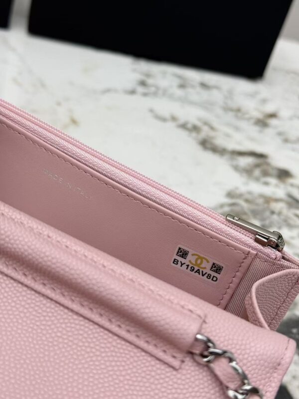 sy_no_463B7AF8FA9301EB621FF862EEC003C3_7 Pink Quilted Textured Calfskin WOC Chain Wallet