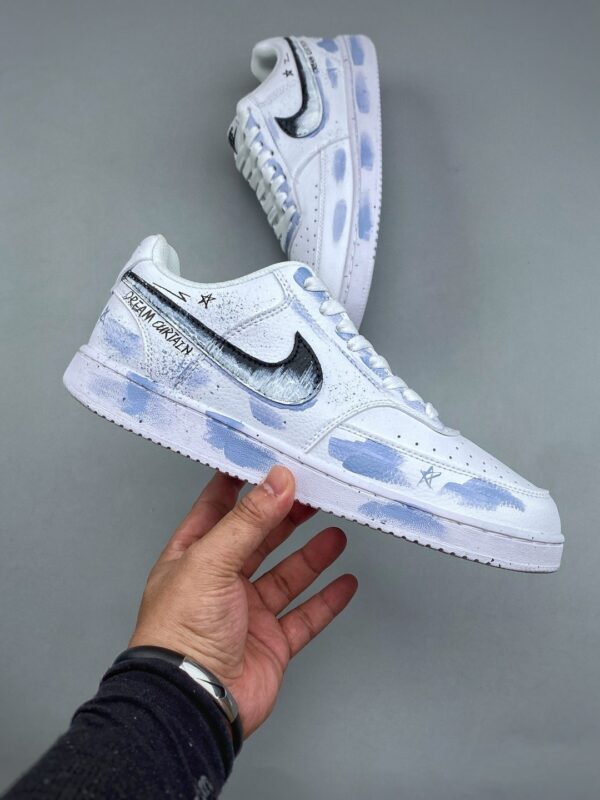 sy_no_465F5ADB236BF314FFCF57B16A801FEE_3 DREAM CURTAIN / UFO Custom Hand-Painted Low-Top Sneakers