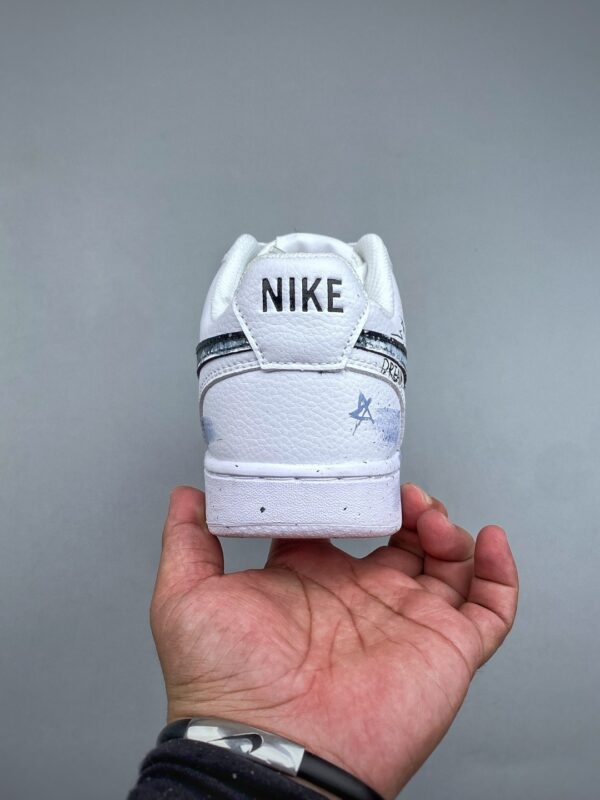 sy_no_465F5ADB236BF314FFCF57B16A801FEE_6 DREAM CURTAIN / UFO Custom Hand-Painted Low-Top Sneakers