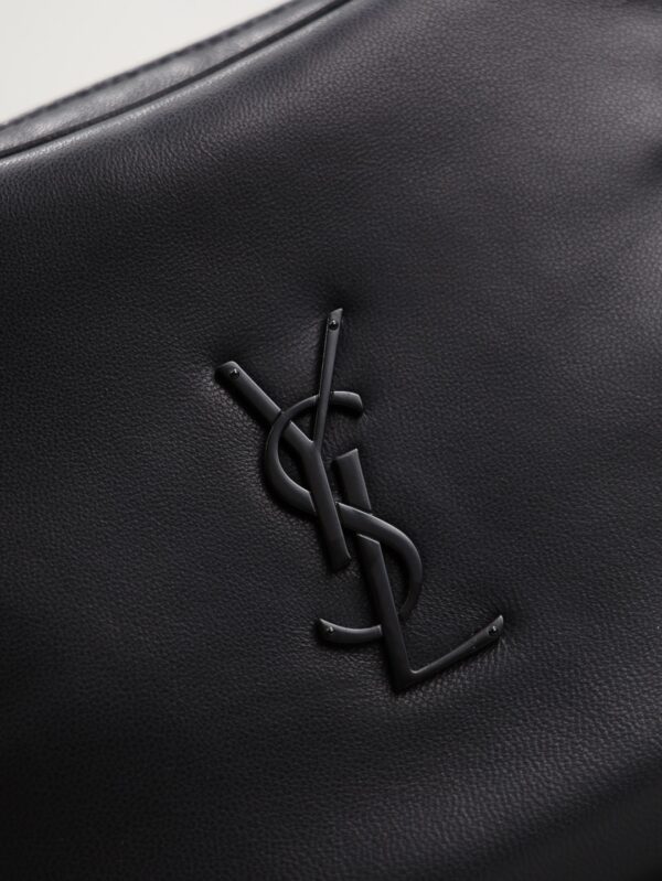 sy_no_479C84F575AE1E9A2A745CE47211DD48_4 YSL Niki Lambskin Camera Bag – Black
