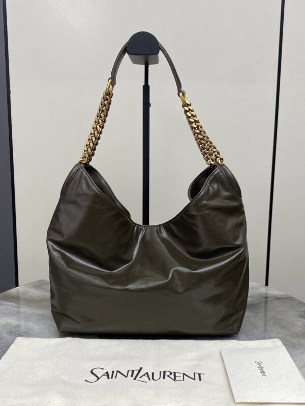 sy_no_48514CB3CAB7CE5F35BCE034501EB7A4_0 YSL Oil-Waxed Leather Chain Hobo Bag – Green & Gold