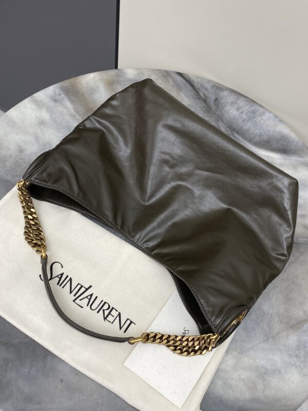 sy_no_48514CB3CAB7CE5F35BCE034501EB7A4_8 YSL Oil-Waxed Leather Chain Hobo Bag – Green & Gold