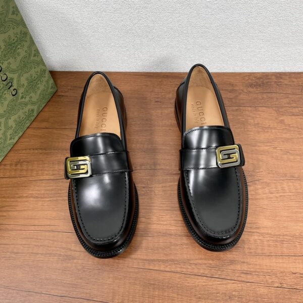 Gucci Leather Loafer with Geometric G Buckle in Black