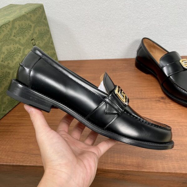 Gucci Leather Loafer with Geometric G Buckle in Black