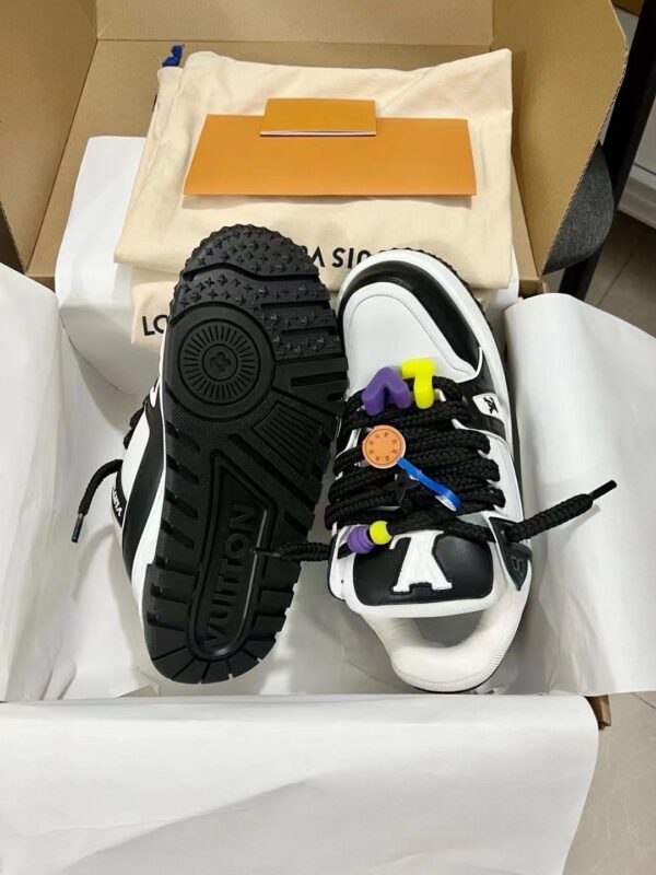 Louis Vuitton LV Trainer Maxi Black & White Chunky Retro Sneakers