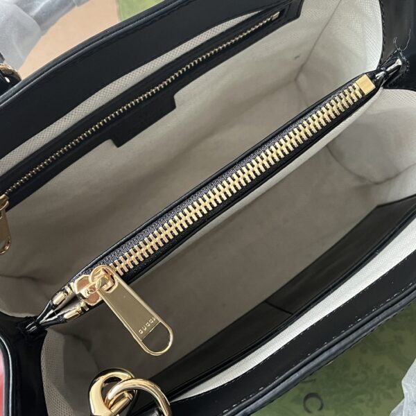 sy_no_498DF85867A4312A6E27C09F484E7C78_8 Gucci Matelassé Leather Shoulder Bag UM8HG 1046 – Black Embossed Leather