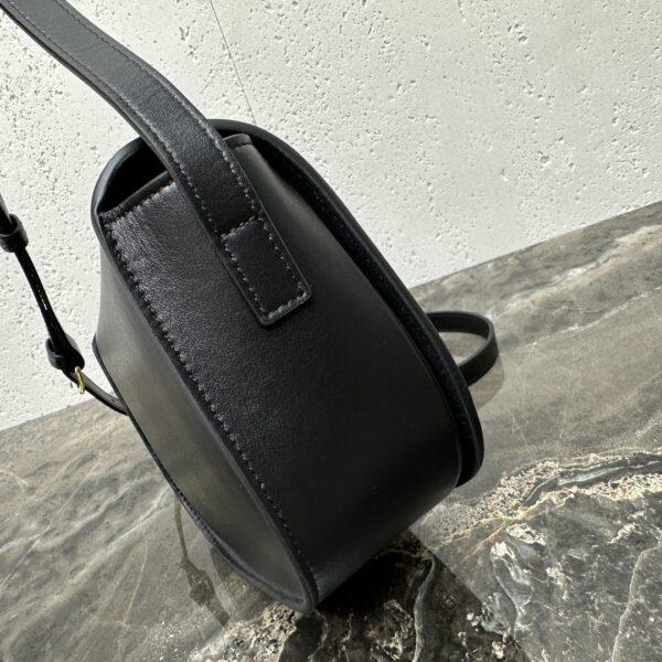 Folco Cuir Triomphe Smooth Calfskin Leather Handbag