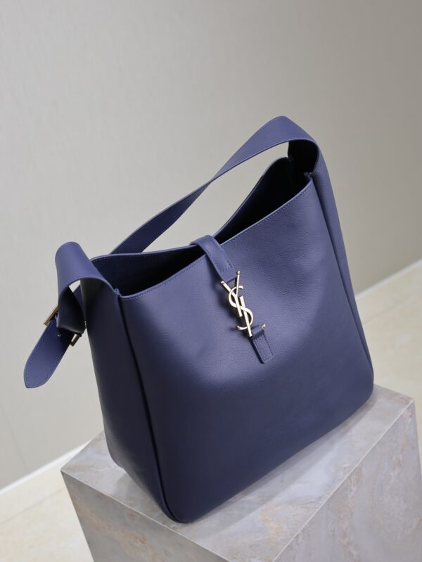 sy_no_4A5C7774E493D4BE77525DF6C7B2A95A_2 YSL Le 5 À 7 Large Hobo Bag – Blue