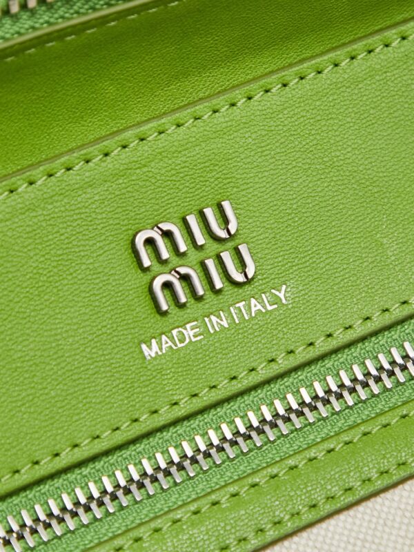 Miu Miu Vivant Medium Lambskin Crossbody/Shoulder/Handbag