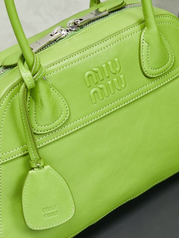 Miu Miu Vivant Medium Lambskin Crossbody/Shoulder/Handbag
