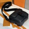 sy_no_4ACF97D19192771803821361045110E4_3 Getaway Messenger Bag