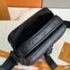 sy_no_4ACF97D19192771803821361045110E4_8 Getaway Messenger Bag