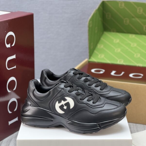 sy_no_4B05D5E5C6F1D6EF3257DE3405AD6AC8_3 Black Leather Chunky Retro Sneakers