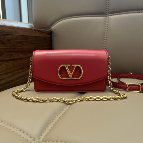 sy_no_4B247F6957A83469043DDEAB75BED118_0 Valentino Women's Calfskin Mini Clutch/Shoulder Bag