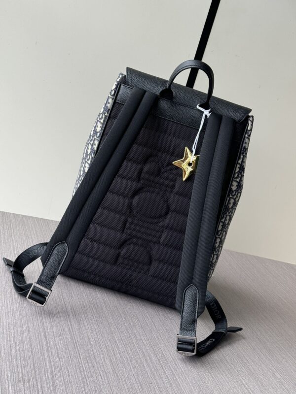Dior Saddle Backpack – Blue Oblique & Black Grained Leather