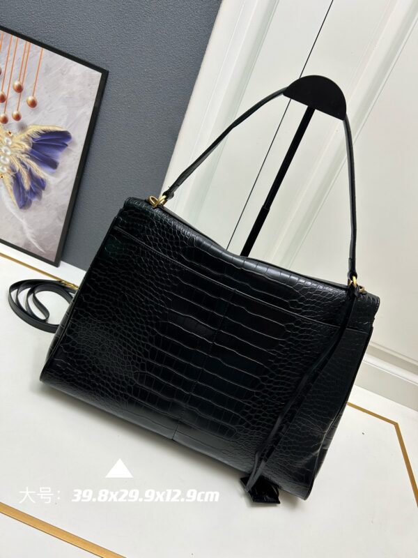 sy_no_4B8C6497E2B83FBD5B3D5138A50E77F8_1 Balenciaga Rodeo Bag – Crocodile-Embossed Finish
