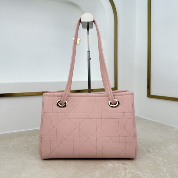 Soft Pink Bow Tote Bag – Italian Leather