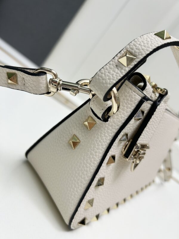 sy_no_4FF1225B6E04C7A86EA0CF1EB734D325_4 Valentino Garavani Rockstud Small Leather Crossbody Bag – White