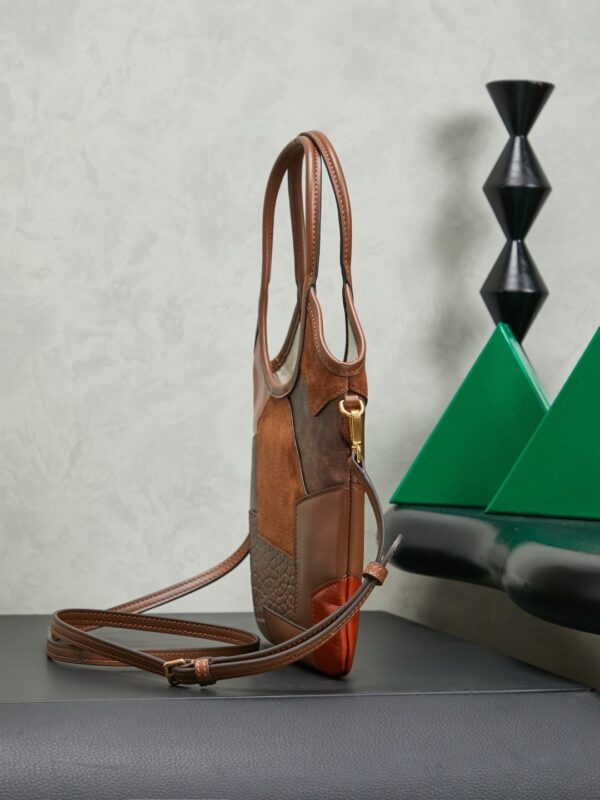 sy_no_50369620960C11FE0DED804EFEA18698_2 Miu Miu Mini Leather Tote Bag