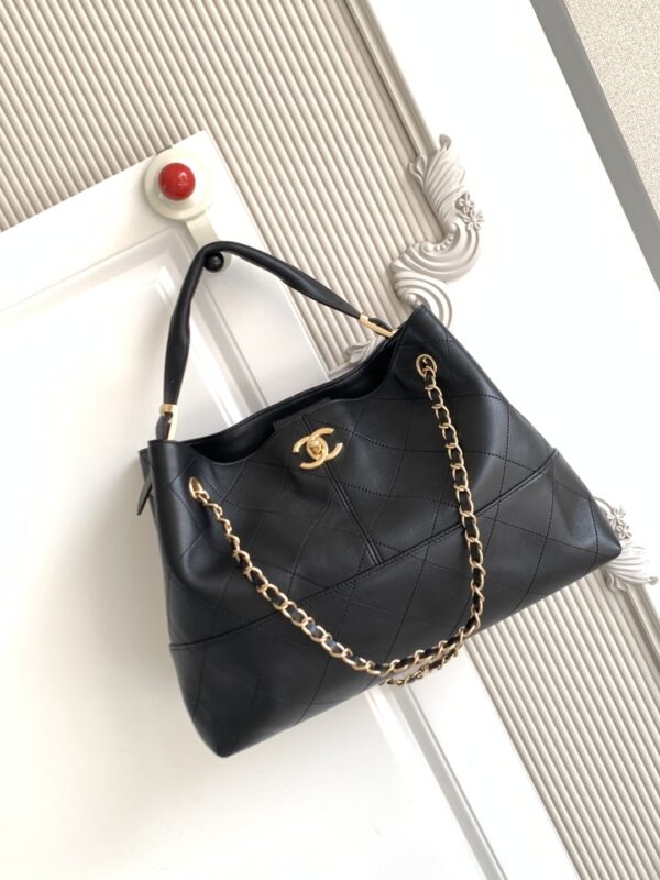 Black Quilted Leather Double-C Large Shoulder Tote Bag