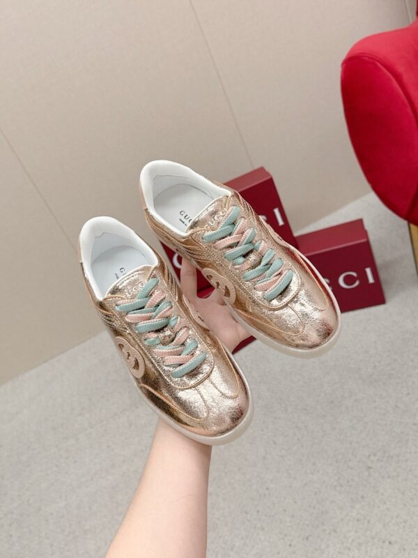 sy_no_510EC9A1B3CCBDF404F85613D2A806C2_4 Gucci B Sneaker Metallic Rose Gold Leather – Rose Gold / Champagne Pink