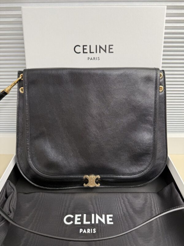 sy_no_512D0213D8224FA026805C394F818818_0 Soft Triomphe Besace – Large Shoulder Bag
