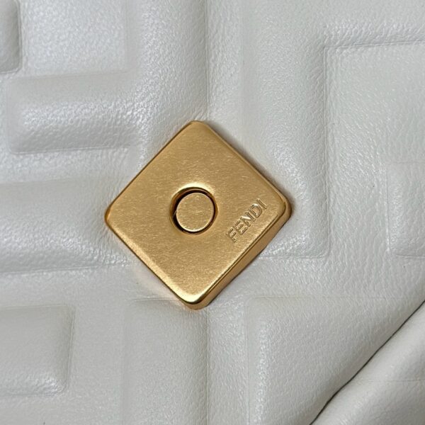 Fendi Baguette Handbag – White Lambskin
