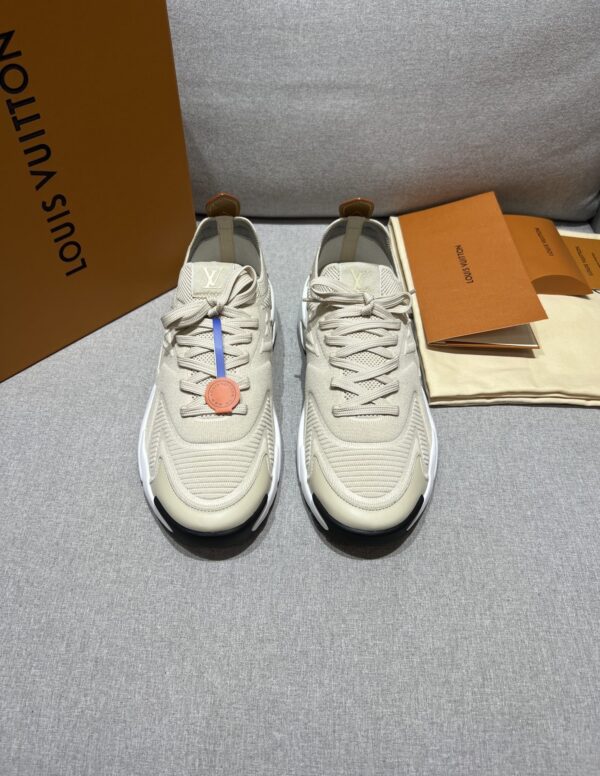 sy_no_558342201F8C6C92CA2A268F7745E987_2 Oatmeal & Sand Technical Dad Sneakers