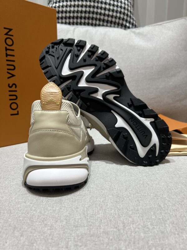 sy_no_558342201F8C6C92CA2A268F7745E987_6 Oatmeal & Sand Technical Dad Sneakers