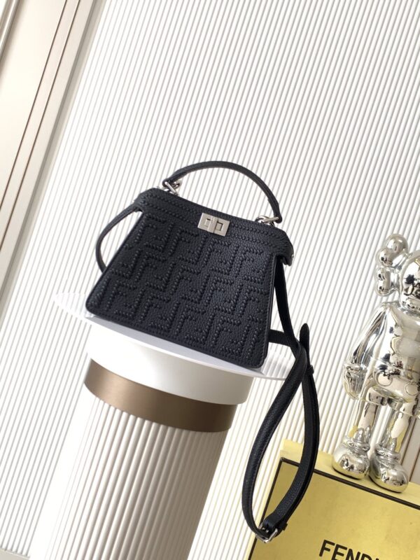 sy_no_56AB56529D40C396BFA7CEC502942E6C_0 Fendi Peekaboo ISeeU Petite Handbag – Calfskin