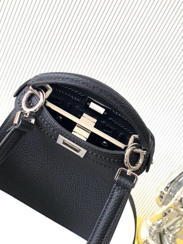 sy_no_56AB56529D40C396BFA7CEC502942E6C_4 Fendi Peekaboo ISeeU Petite Handbag – Calfskin