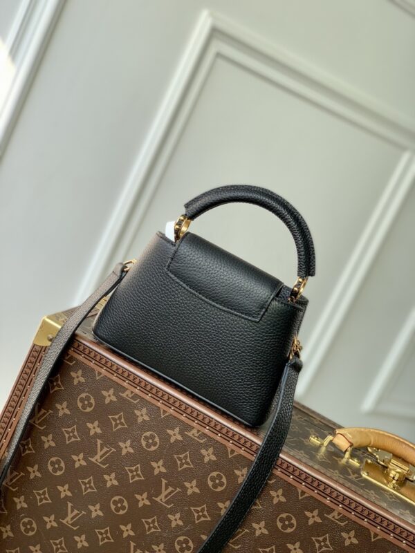Louis Vuitton (LV) Women's Capucines BB Handbag – Black Chain Shoulder Bag M12345