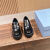 sy_no_593D70F1753CCB0A840EBDA5DEEF9699_1 Black Glossy Leather Lug-Sole Loafers